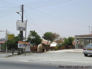 Kolossi Village Leo Shop